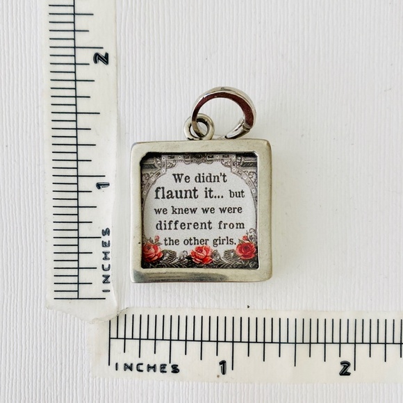 Flaunt It Pick Up Sticks Reversible Charm - Picture 2 of 2